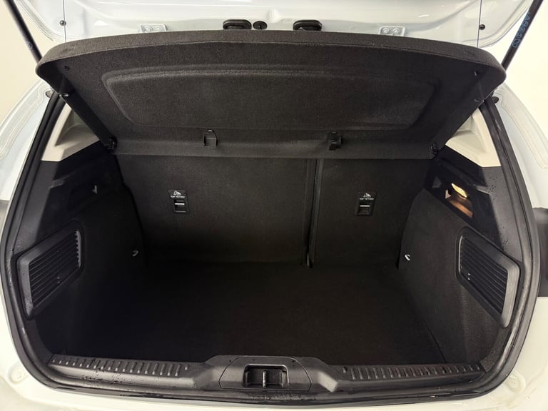 2020 Ford Focus 1.0T EcoBoost Titanium Euro 6 (s/s) 5dr HATCHBACK Petrol Manual