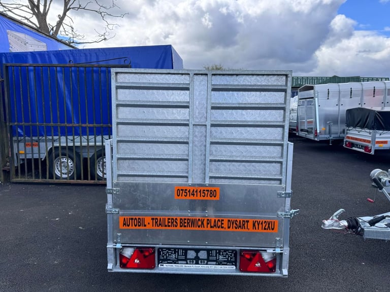 BRAND NEW 6ft x 4ft SINGLE AXLE TRAILER WITH 40CM MESH AND 100CM RAMP 750KG