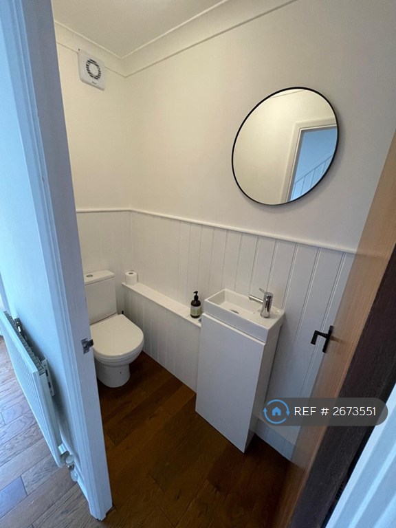 4 bedroom house in Holland Drive, London, SE23 (4 bed) (#2673551)