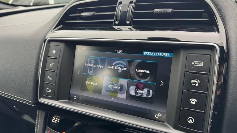 2017 Jaguar F-Pace 2.0d R-Sport 5dr Auto AWD Diesel Estate Estate Diesel Automatic