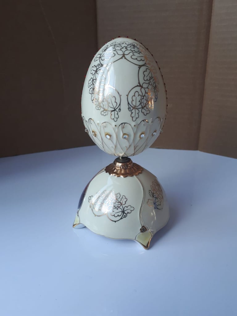 Unique Jewel Of Nature Musical Egg Robin Christmas Present Gift Living Room Decor Collectible