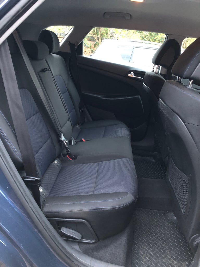 Hyundai TUCSON SE BLUE DRIVE SUV 2018 1 Owner Manual 1.6 Petrol Serviced 12 Months MOT