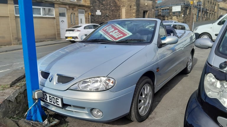 2002 Renault Megane 1.6 16V Dynamique + 2dr COUPE Petrol Manual