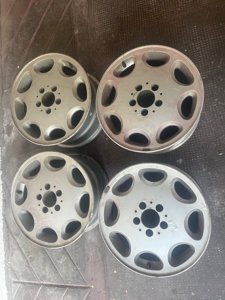 image for R129 Mercedes SL Alloys 16 inch 8 hole 