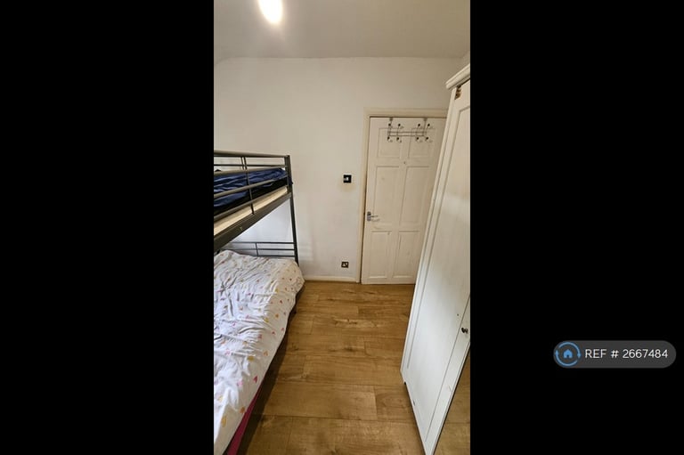 2 bedroom house in Nelson Close, Uxbridge, UB10 (2 bed) (#2667484)