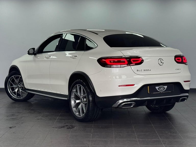 MERCEDES-BENZ GLC 2.0 GLC300d AMG Line (Premium Plus) Coupe G-Tronic+ 4MATIC