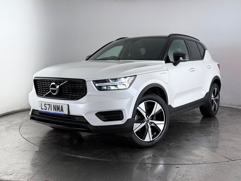 2021 Volvo XC40 1.5h T5 Twin Engine Recharge 10.7kWh R-Design Auto Euro 6 (s/s) 5dr ESTATE PETROL...