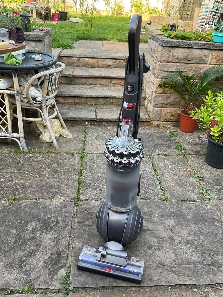Dyson vacuum cleaner in Leicester Leicestershire Stuff for Sale