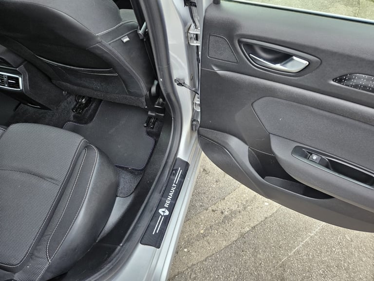 2019 Renault Megane 1.3 TCE Play 5dr ESTATE Petrol Manual