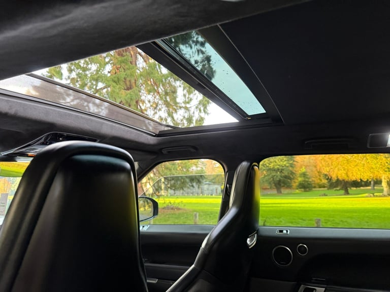 2019 Land Rover Range Rover Sport 5.0 V8 S/C 575 SVR 5dr Auto ESTATE Petrol Automatic