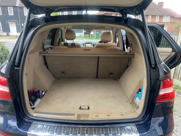 Mercedes-Benz, M CLASS, ML 350, 2014, Semi-Auto, 2987 (cc), 5 doors