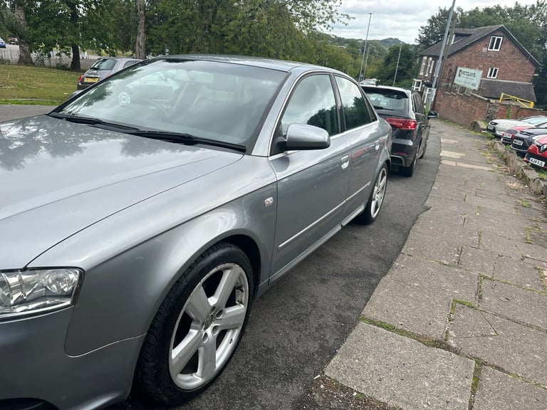 Audi A4 2.0L TDI TDV S Line Automatic!