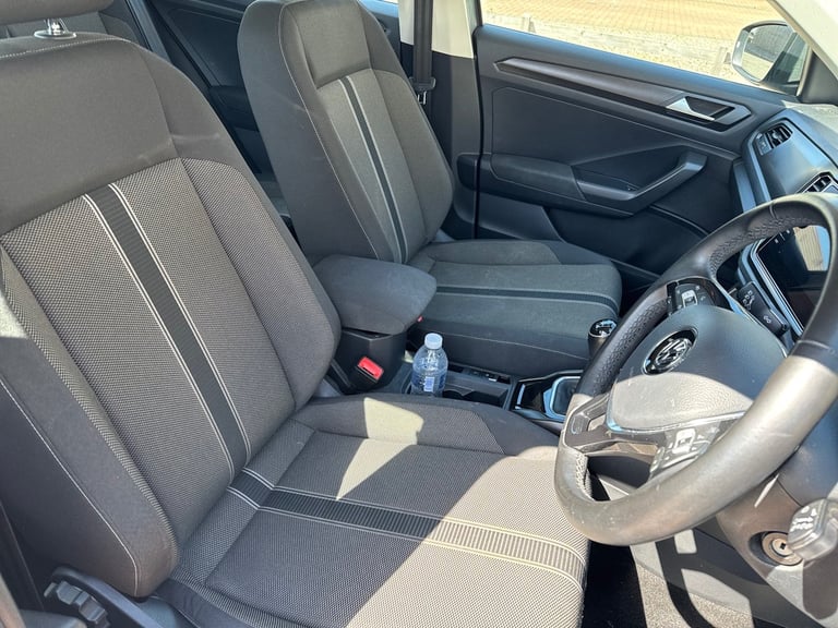 Volkswagen, T-ROC, Hatchback, 2019, Manual, 1498 (cc), 5 doors