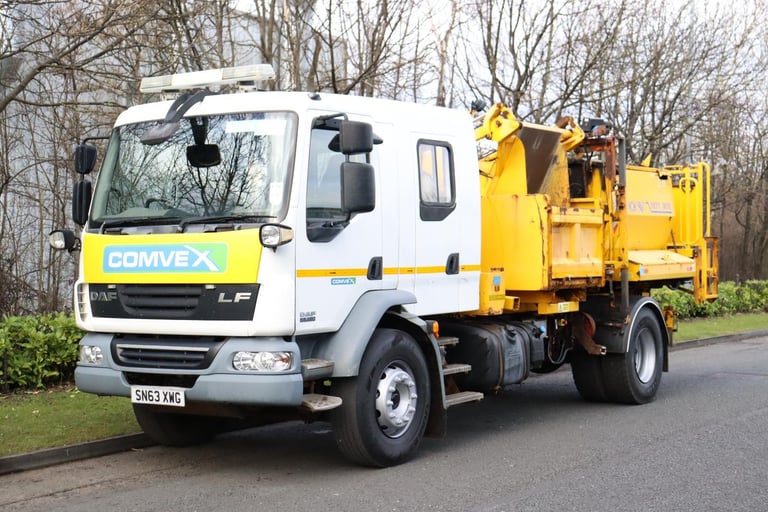 DAF LF55 220 4X2 TARMAC ROADMENDER UNIT (2013)