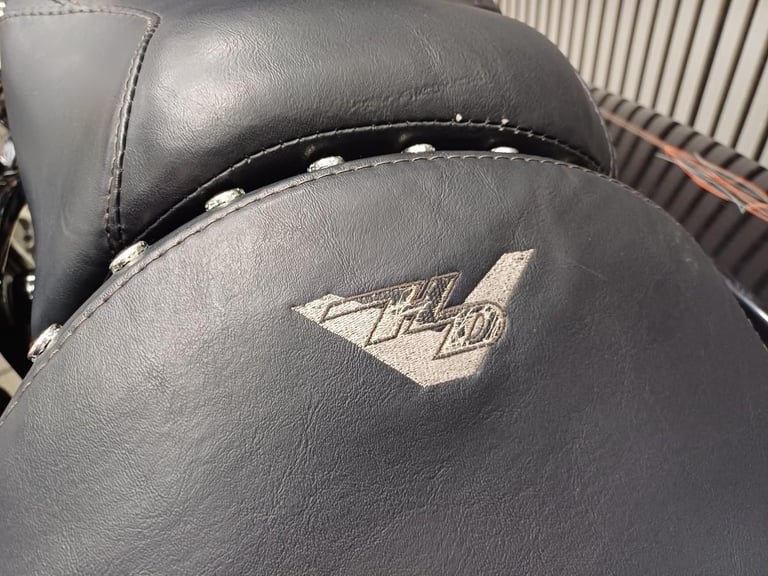 Harley Davidson Road King Classic 2006 cruiser custom retro chopper