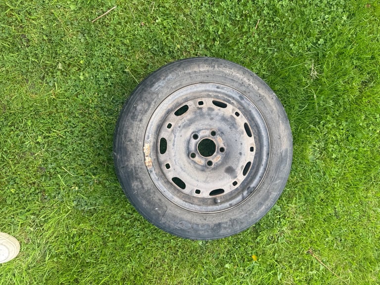 image for VW FOX 1.2 wheel with tyre 