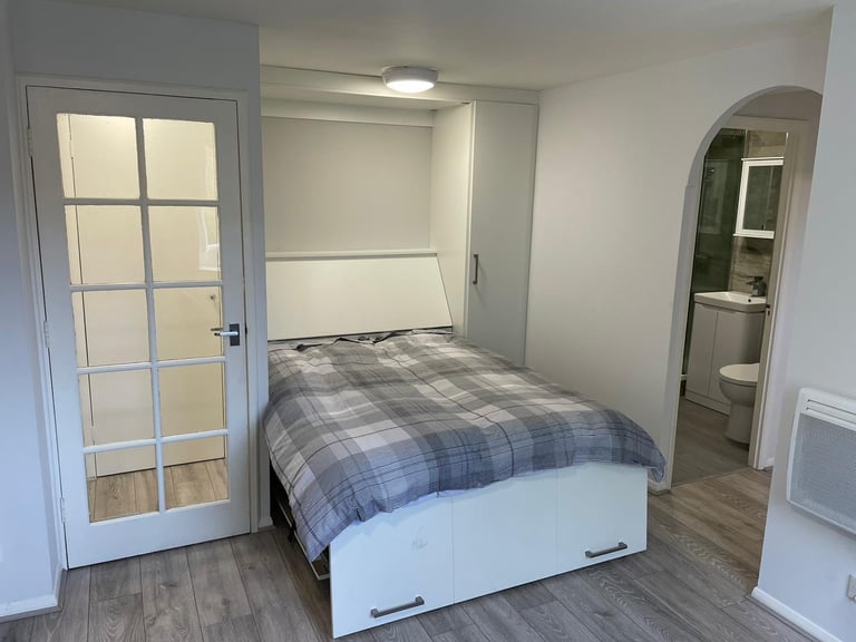 1 semibed all bills included 