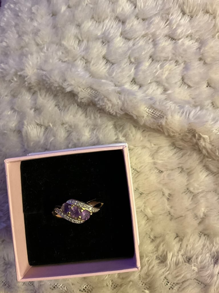 image for 9k gold ring 