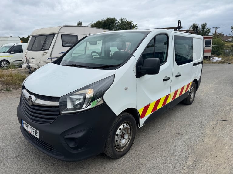 2017 VAUXHALL VIVARO SWB 6 SEATER FACTORY DOUBLE ACB NOISY GEARBOX PRICE IS +VAT
