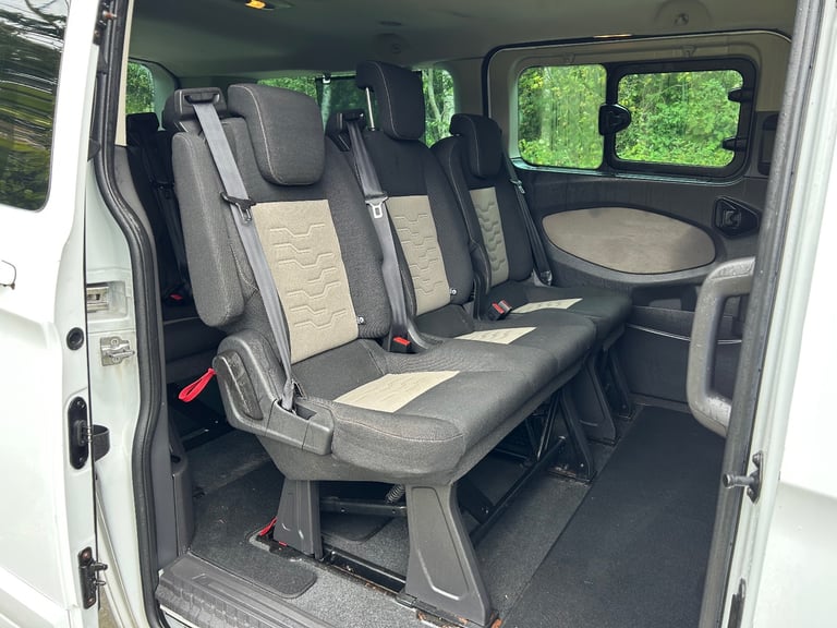 FORD TRANSIT TOURNEO LIMITED 9 SEATER MINIBUS 2015 LWB LONG MOT FULL SERVICE HISTORY