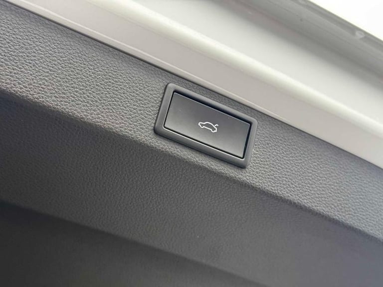 2024 Skoda Karoq 1.5 TSI Sportline 5dr DSG Automatic SUV Petrol Automatic