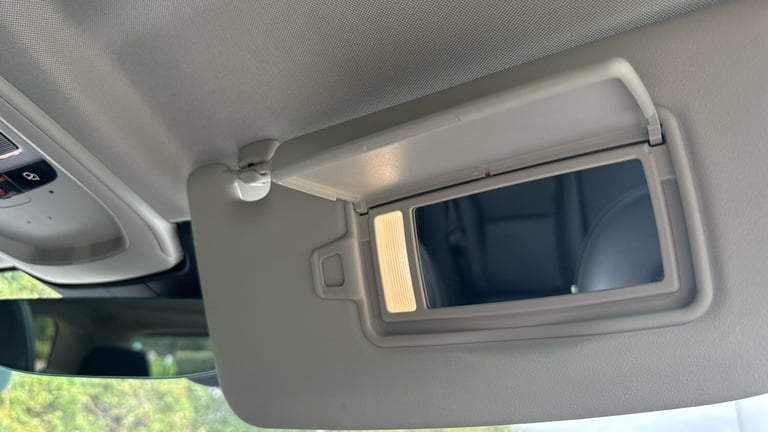 2022 Volvo XC60 2.0 B5P Ultimate Dark 5dr AWD Geartronic Petrol Estate Estate Petrol Automatic