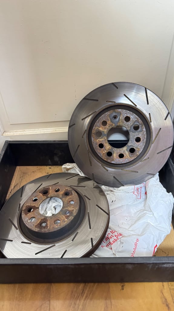 Brake callipers and disks 