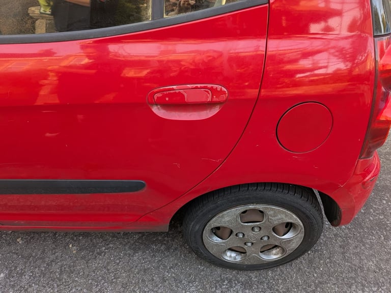 Red Kia PICANTO Strike, Hatchback, 2010, Manual, 1086 (cc), 5 doors