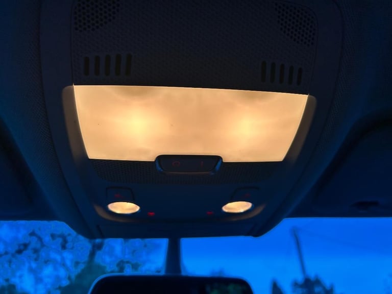 Audi, Q5,tdi quat Estate, 2015, Auto,tiptronic , flippers on stering 1968 (cc), 5 doorsvw merc