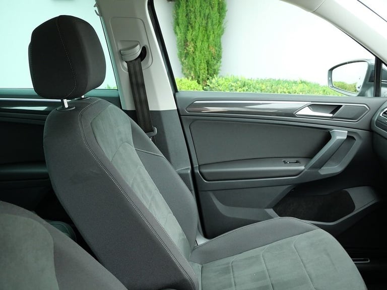 2023 Volkswagen Tiguan 1.4 TSI 13kWh Elegance SUV 5dr Petrol Plug-in Hybrid DSG Euro 6 (s/s) (245...