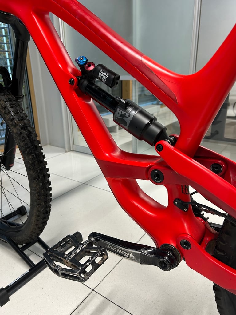 YT Capra CF Pro Full Suspension Mountain Bike Men’s MTB Large 