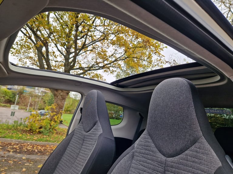 2015 Citroen C1 1.2 PureTech Flair 3dr HATCHBACK Petrol Manual