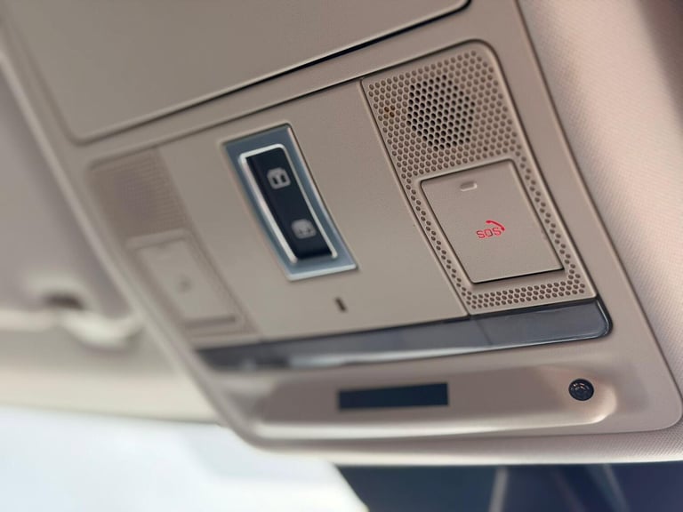 2015 Land Rover Range Rover Evoque 2.2 SD4 Pure 5dr Auto [9] [Tech Pack] ESTATE Diesel Automatic