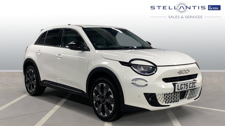 image for 2025 Fiat 600 1.2 MHEV La Prima SUV 5dr Petrol Hybrid e-DCT Euro 6 (s/s) (100 ps) SUV Hybrid Auto...