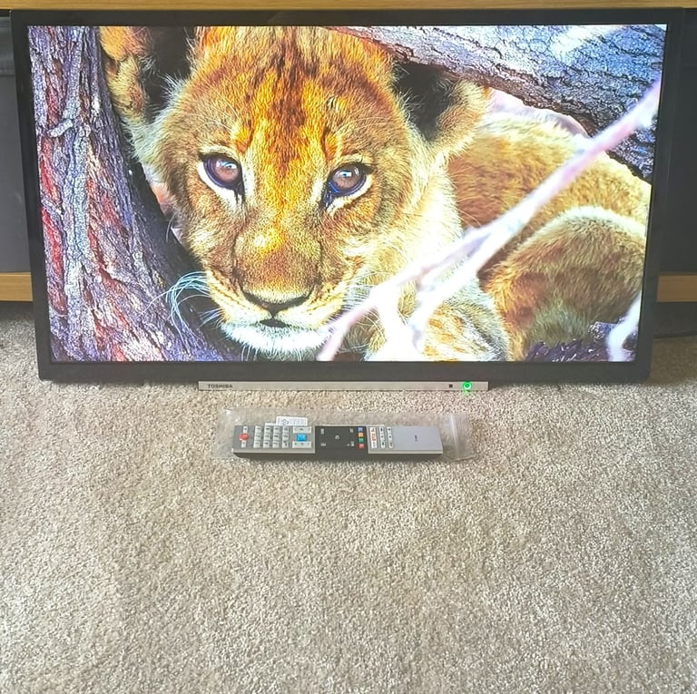 Toshiba 32 inch 1080p Full HD LED Smart TV with Freeview Play & HD Alexa Dolby 32L3863DB