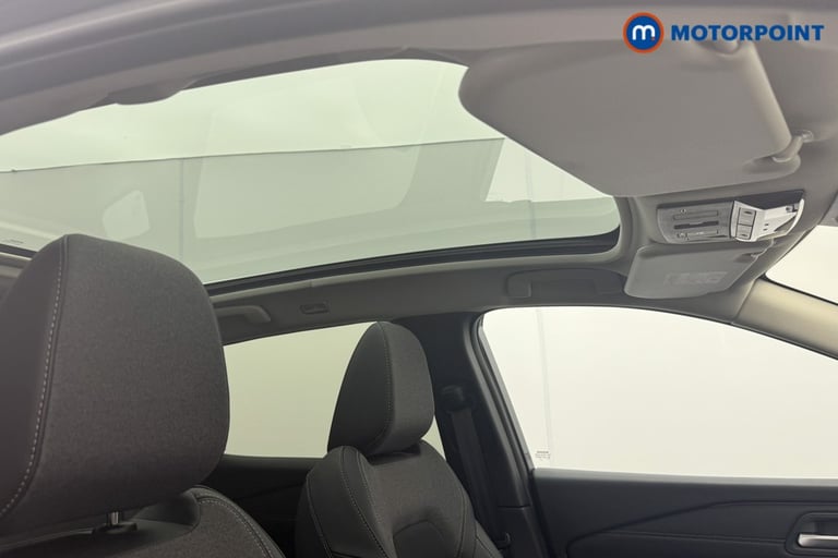 2025 Nissan Qashqai 1.3 DiG-T MH 158 N-Connecta [Glass Rf] 5dr Xtronic SUV Petrol Automatic