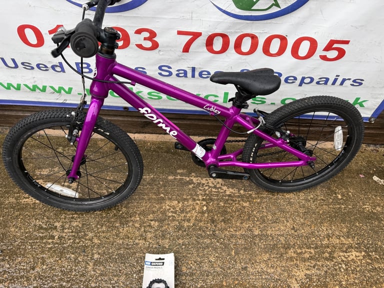 Forme Cubley 18” Wheel Unisex Purple No2. Serviced. 