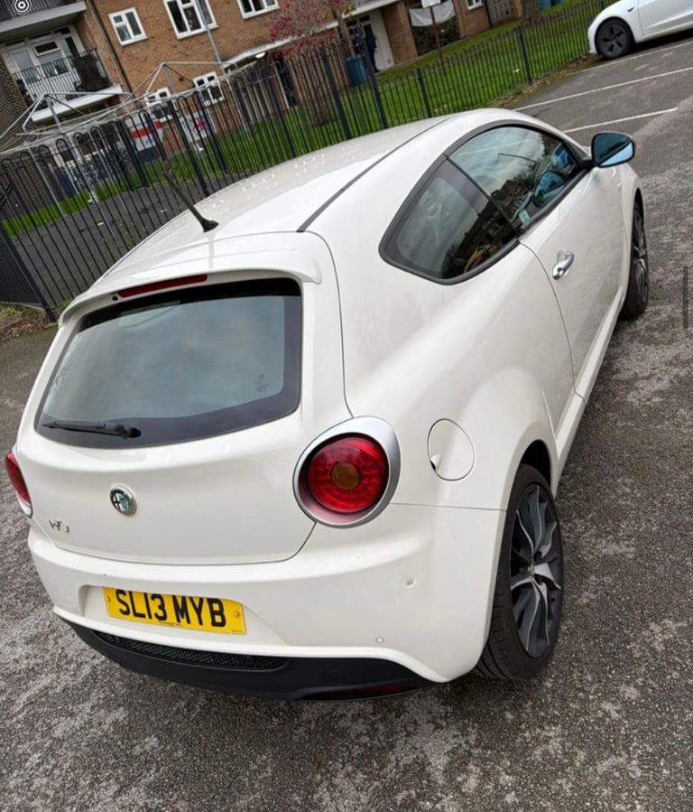 Alfa Romeo, MITO, Hatchback, 2013, Manual, 875 (cc), 3 doors