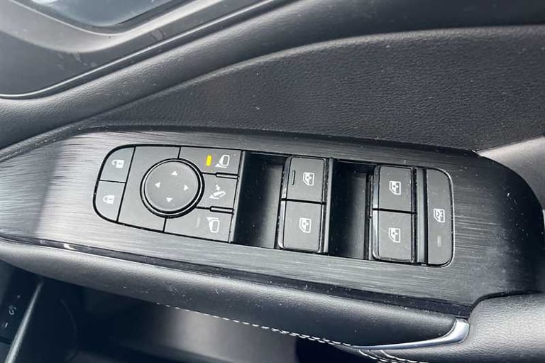 2022 Nissan Qashqai 1.3 DiG-T MH 158 N-Connecta 5dr Xtronic HATCHBACK PETROL Automatic