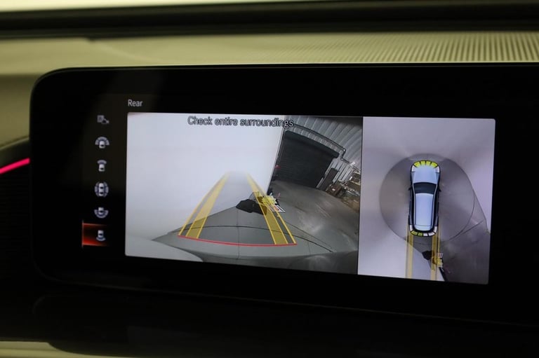 2023 Mercedes-Benz EQC EQC 400 80kWh AMG Line (Premium Plus) SUV 5dr Electric Auto 4MATIC (408 ps...