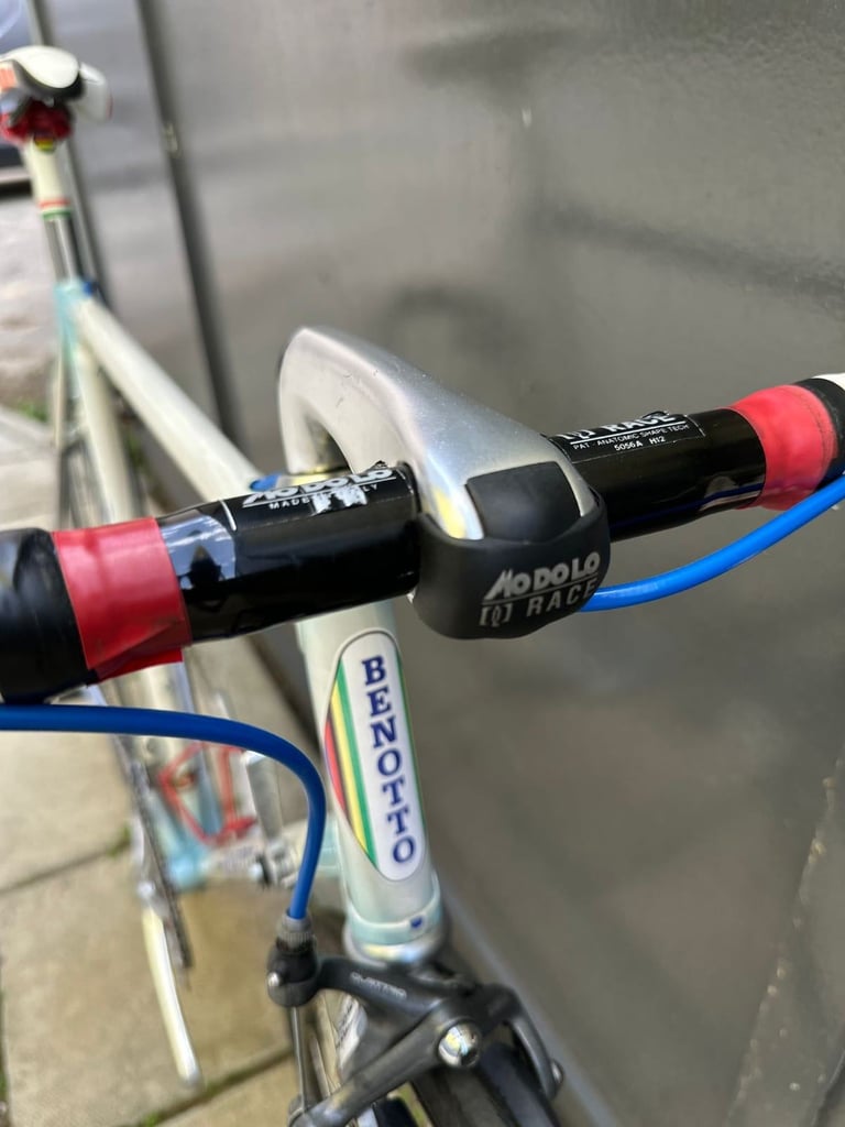 Dh  Stunning BENOTTO Italian 🇮🇹 Beauty on 2 Wheels Road Bike Size/L  Bellissima