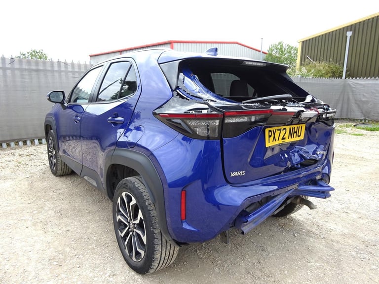 2022 72 REG TOYOTA YARIS CROSS DESIGN HEV HYBRID AUTO DAMAGED SALVAGE
