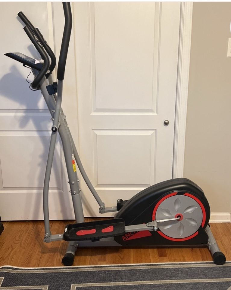 image for Cross trainer CAN DELIVER 