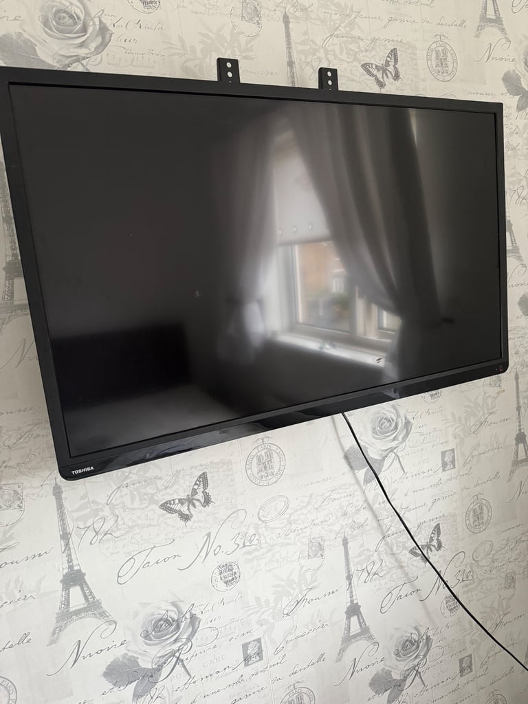 40 inch Toshiba tv