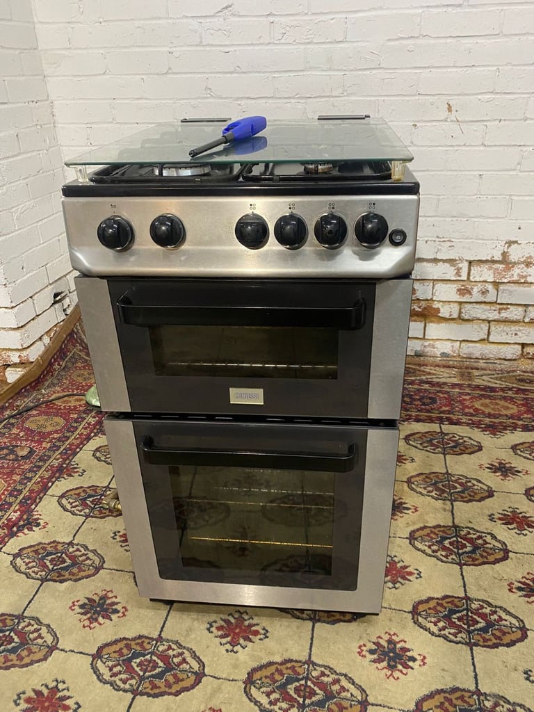 2 beautiful 50cm gas cooker in good condition fully working 