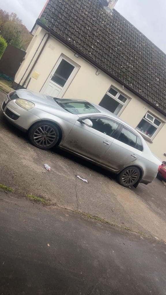 Volkswagen, JETTA, Saloon, 2010, Manual, 1598 (cc), 4 doors