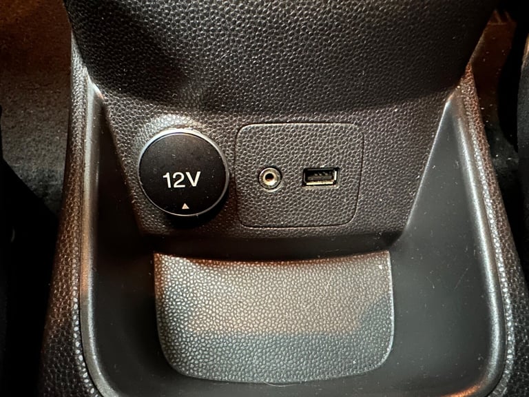 2016 Ford Fiesta 1.0 EcoBoost Zetec 5dr HATCHBACK Petrol Manual