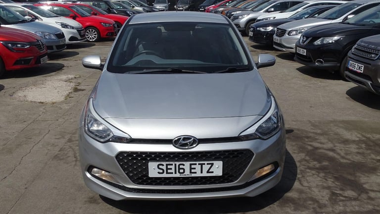 HYUNDAI I20 1.2 Blue Drive S Silver Manual Petrol 2016