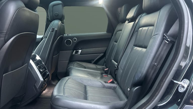 2022 Land Rover Range Rover Sport 2.0 P400e HSE Dynamic Black 5dr Auto Estate Estate Hybrid Autom...