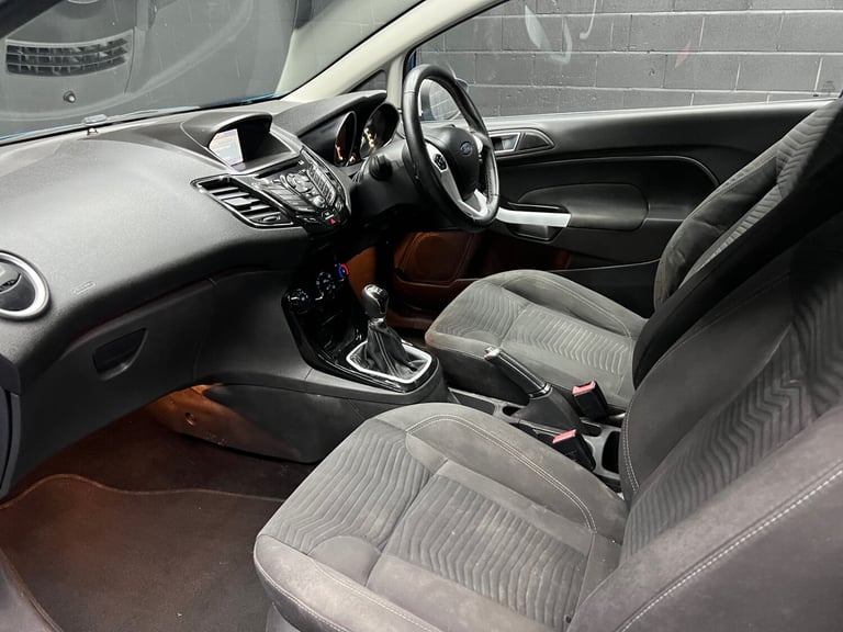 2016 Ford Fiesta 1.25 82 Zetec Blue 3dr HATCHBACK Petrol Manual